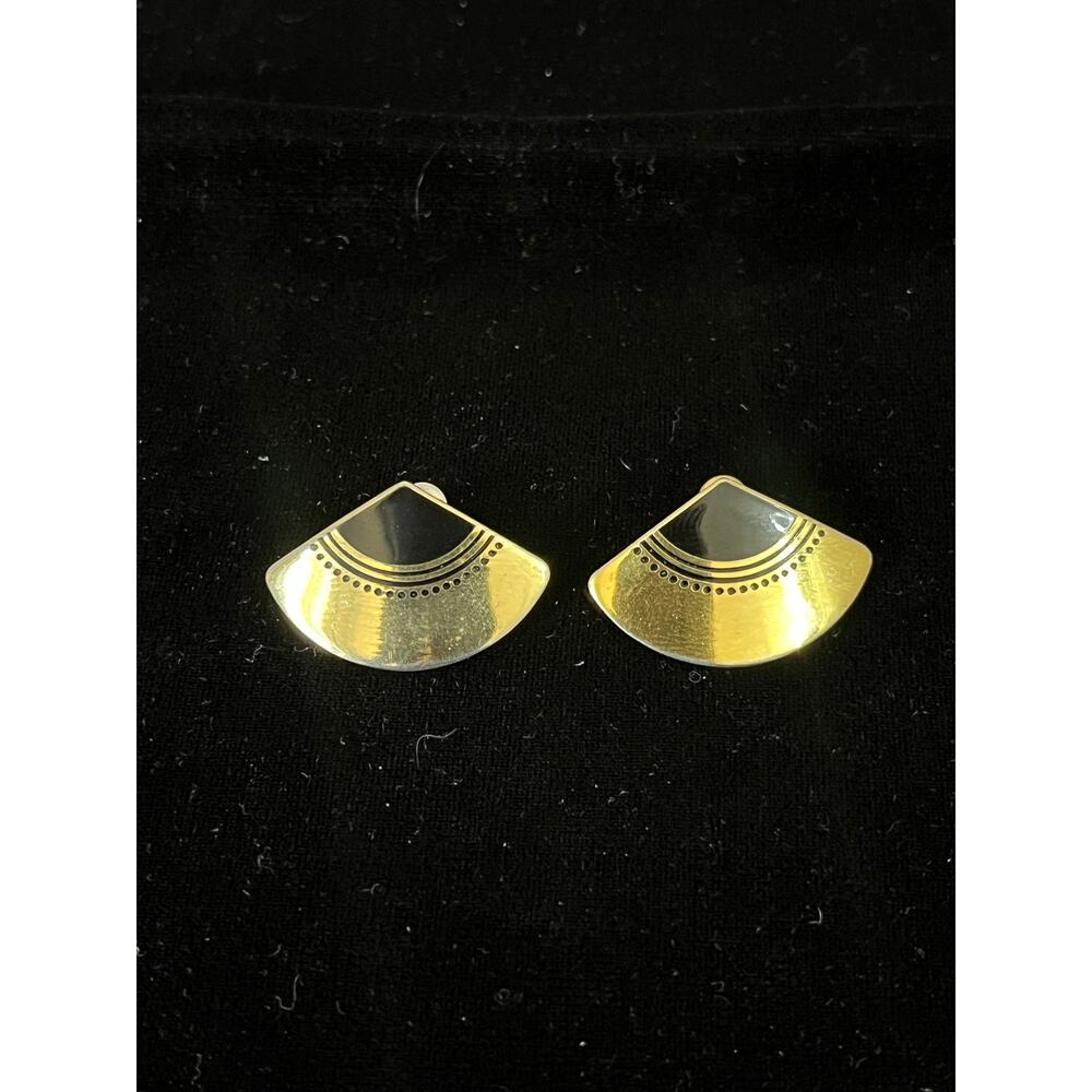 Laurel Burch "Fuji Fan" black and gold enamel earrings 1714